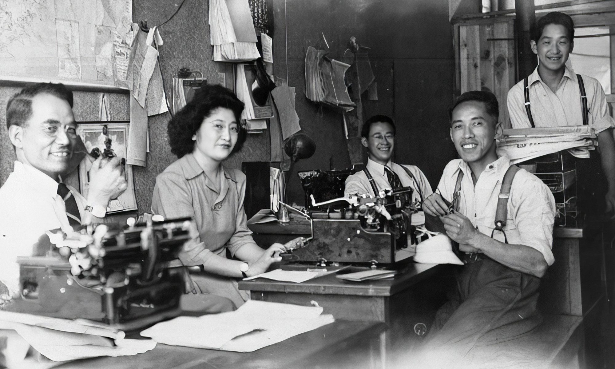 The New Canadian staff in the newsroom, Kaslo, 1943