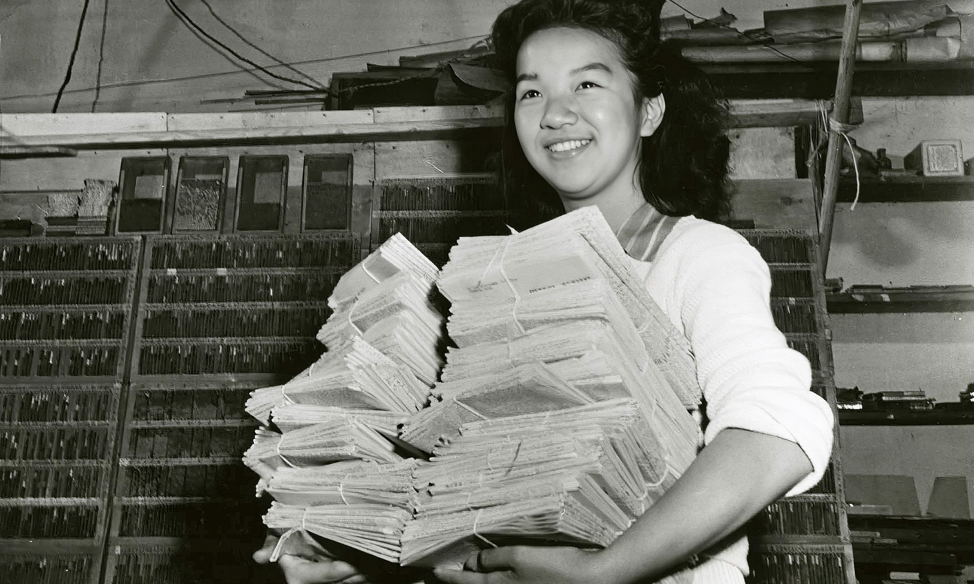 Bundling issues of The New Canadian, 1943
